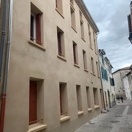 Magnifique T3 Centre Avec Wifi Rdc Limoux
