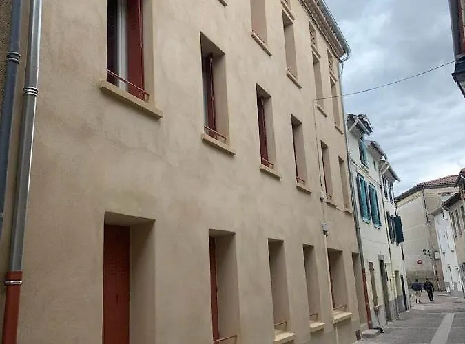 Magnifique T3 Centre Avec Wifi Rdc Limoux